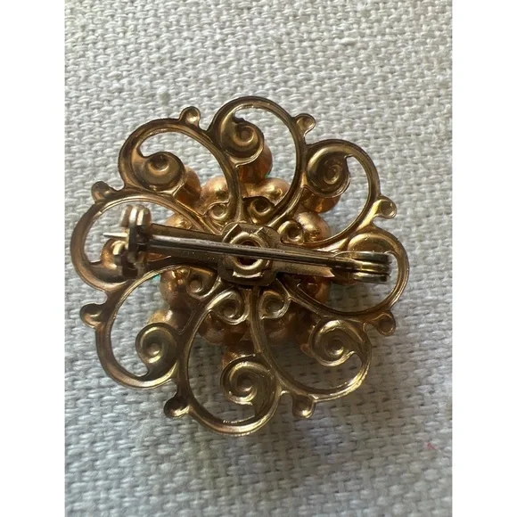 Vintage Brooch Green Rhinestones - Picture 2 of 2
